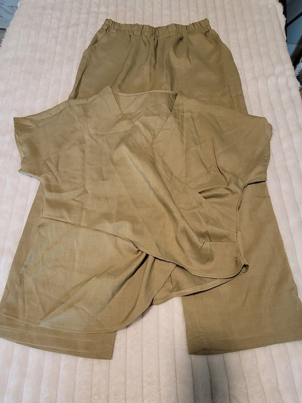 Men's Olive Casual Pants - Unbranded